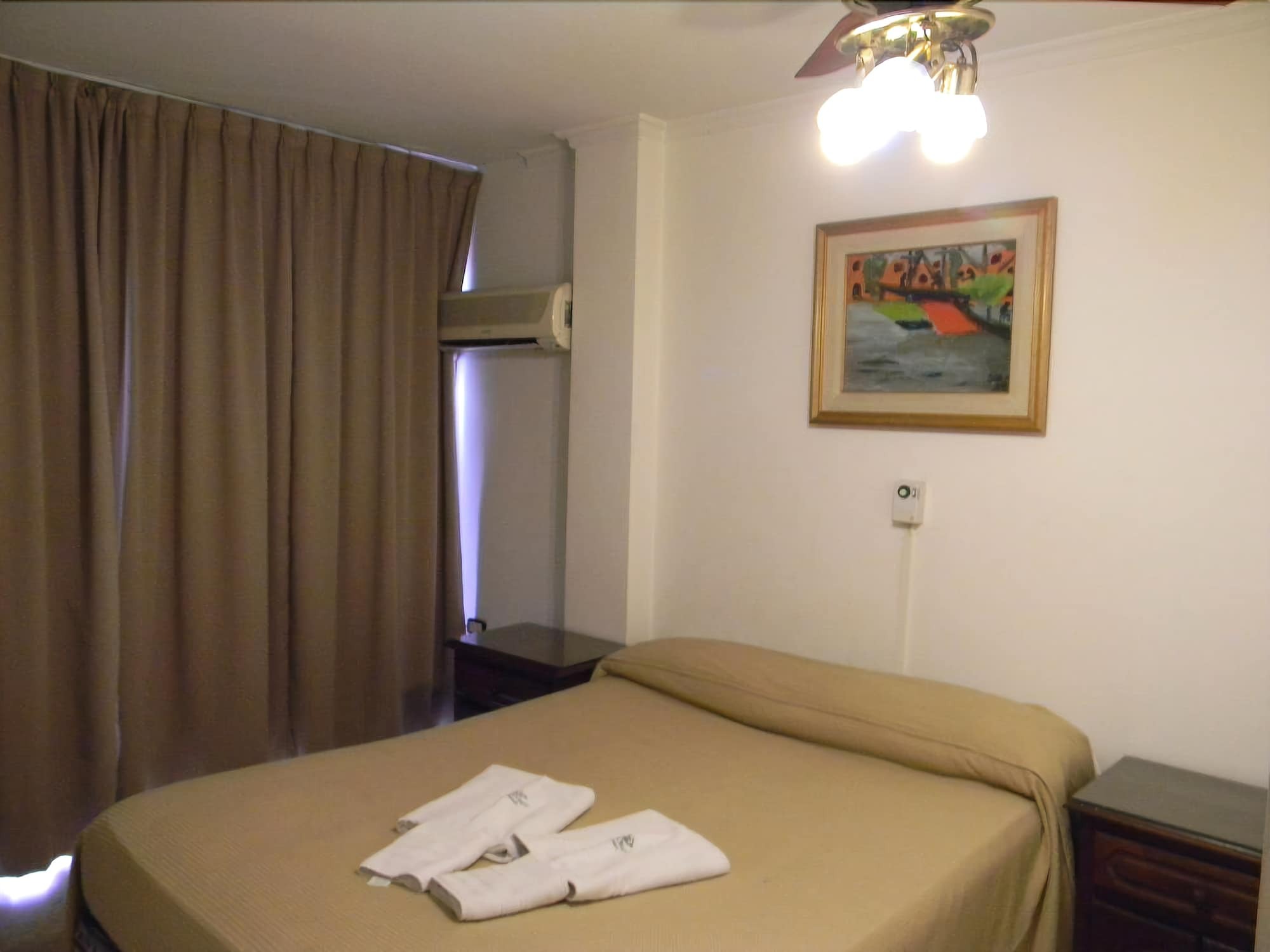 Cordoba Inn Apart Hotel ภายนอก รูปภาพ